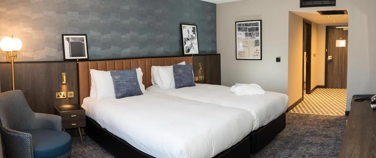 Four Points By Sheraton London Gatwick Airport Horley 4*,
